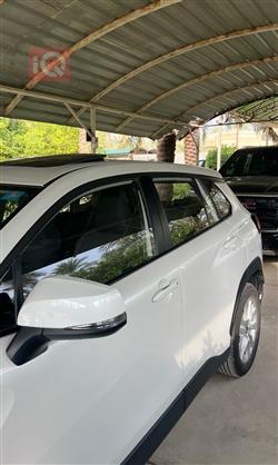 تۆیۆتا کۆرۆلا کرۆس